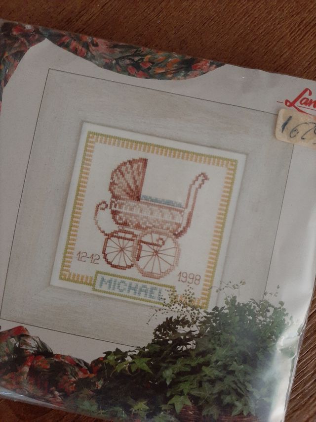 Kit punto de cruz para bebé