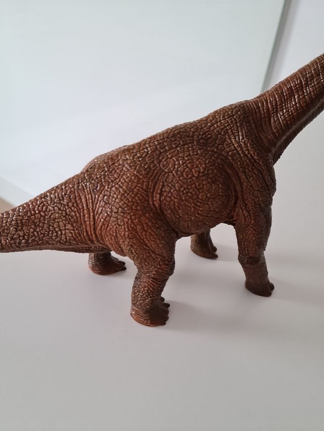 Figura dinosaurio branquiosaurio