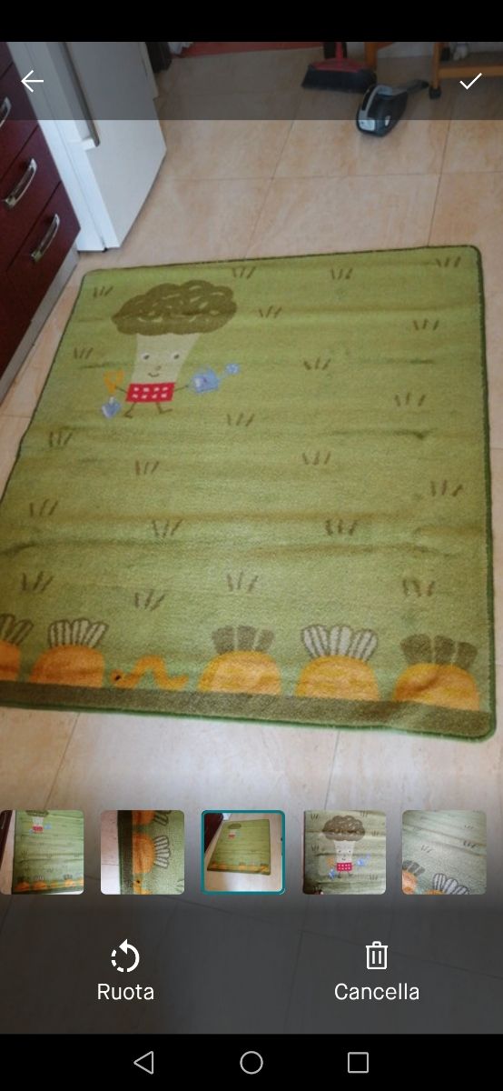 Tappeto grande verde