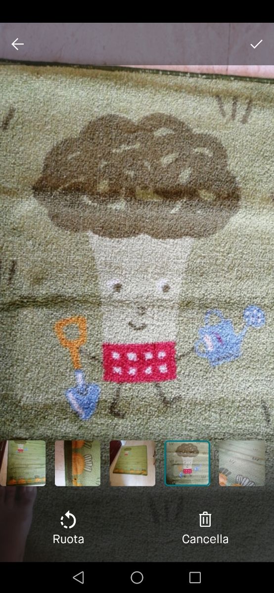 Tappeto grande verde