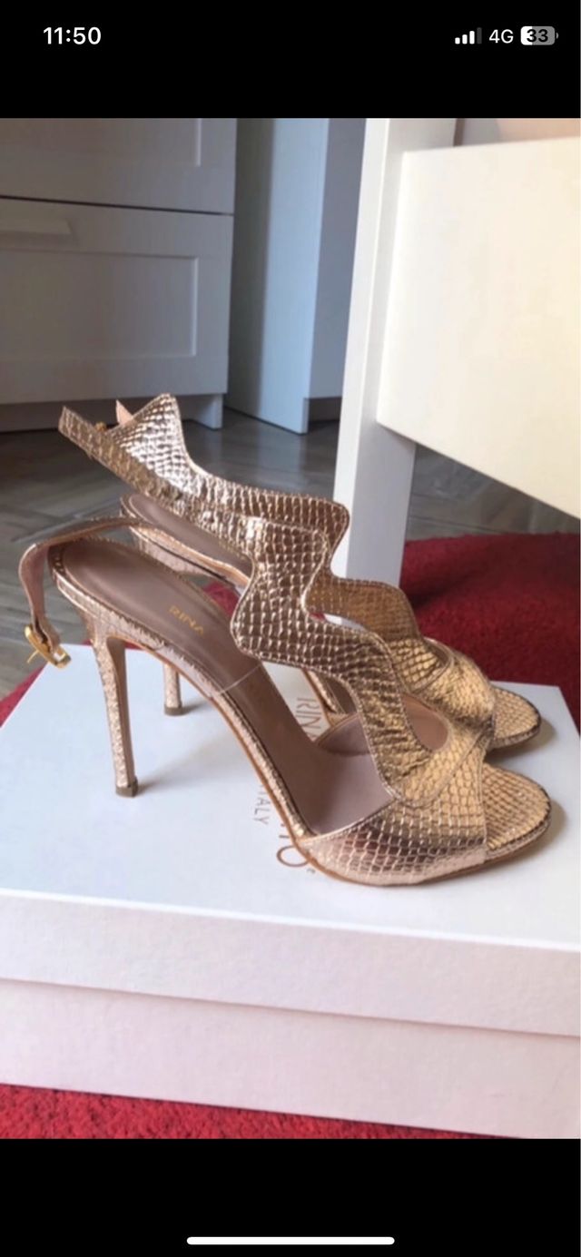 Sandali con tacco