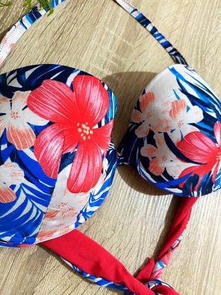 Bikini parte de arriba colorida verano