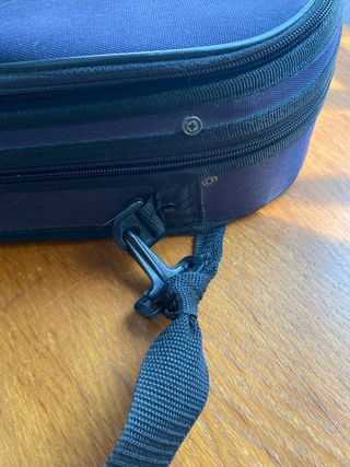 Violín de 1998 con arco, funda, respaldo de cuello
