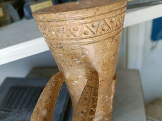 escultura ritual Persa piedra tallada a mano