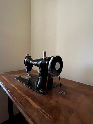 Máquina de Coser ALFA