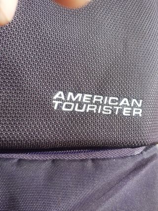 Malet  Américan me teléfono 686698300 de WhatsApp