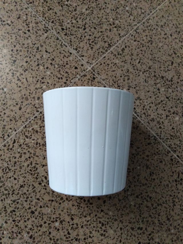 Urge Venta 2 Macetas Con Rayas Vertical