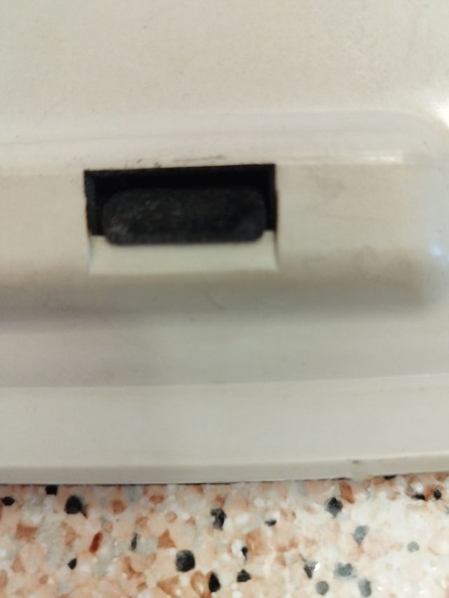 BMW e90 guantera pequeña