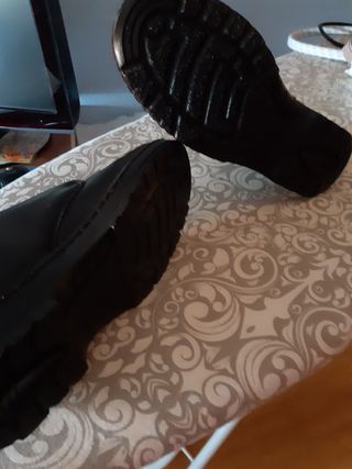 ZUECOS NUEVOS NEGROS 38