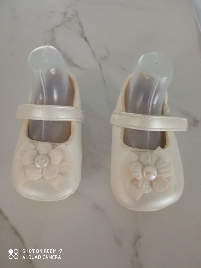 Vestido bebé 6 meses+ regalo zapatos T. 18