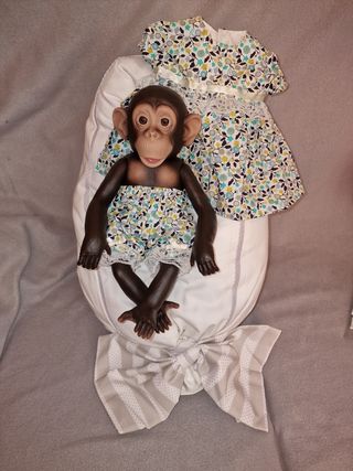 Monito Bebé vestido