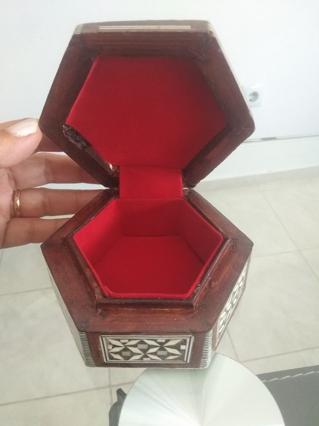 Joyero Nacar y Madera