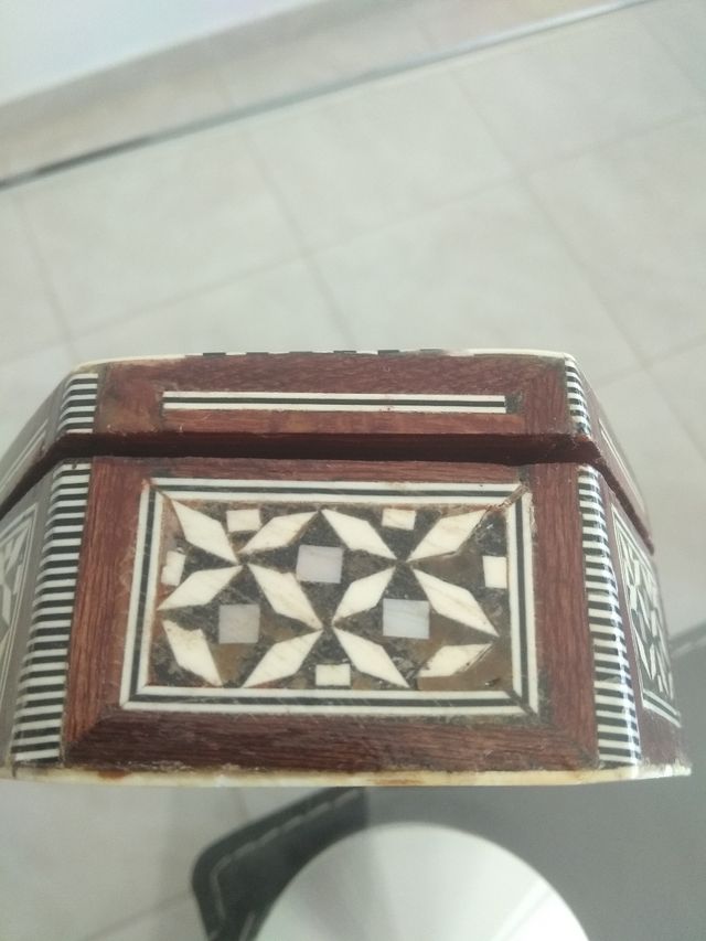 Joyero Nacar y Madera