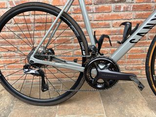 Canyon Ultimate CF SL 8 Disc Di2  L