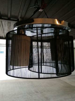 Bellissimo lampadario anni 70/80,in ottimo stato.