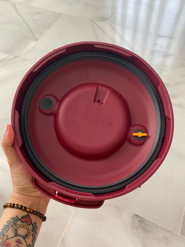 Olla exprés tupperware