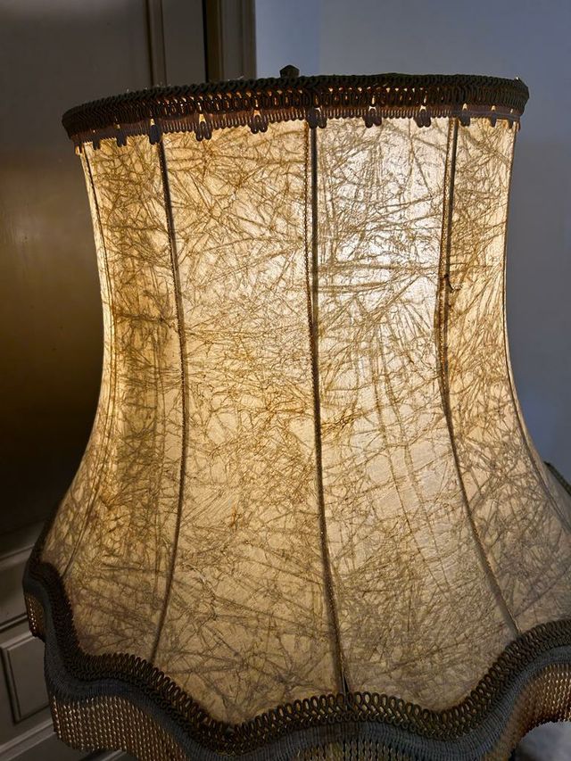 Lámpara de pie clásica