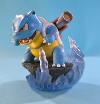 BLASTOIS FIGURA DE COLECCIÓN POKÉMON