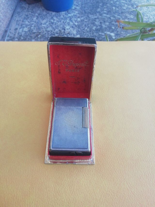 Antiguo mechero gasolina Dupont de plata años 40? 