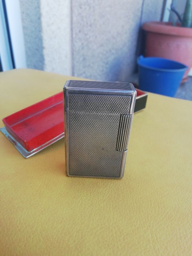Antiguo mechero gasolina Dupont de plata años 40? 