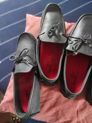 zapatillas o mocasines de hombre en piel
