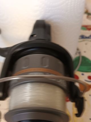 Carrete de pesca marca okuma