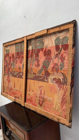 Antiguo tapiz representando la Santa Cena.