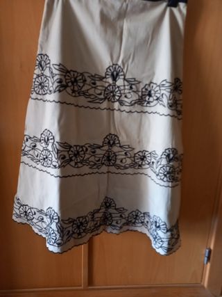 Falda 100% algodón marca yokana. Solo septiembre 