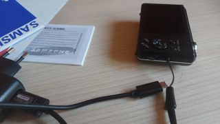 Fotocamera samsung +custodia