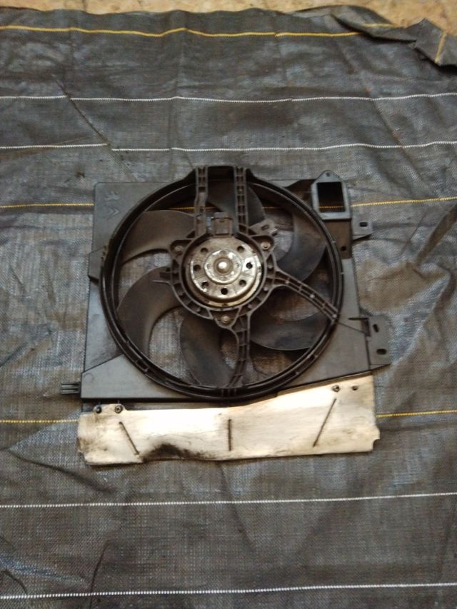 Electroventilador/Ventilador Peugeot 207 1.6 16V