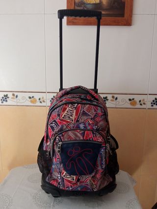 cartera con ruedas totto