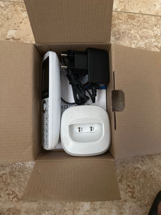 Cocomm DT150 móvil con aspecto de fijo