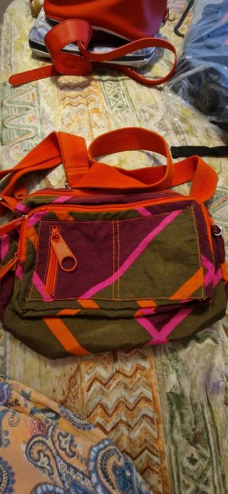 bolso juvenil 