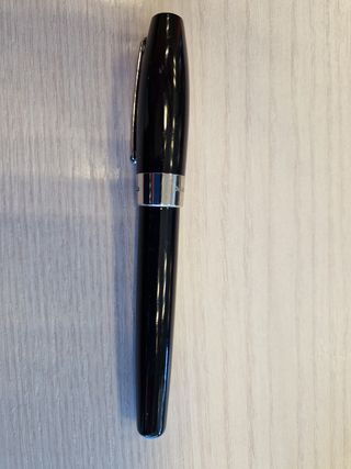 SE VENDEN BOLIGRAFOS Y PLUMAS