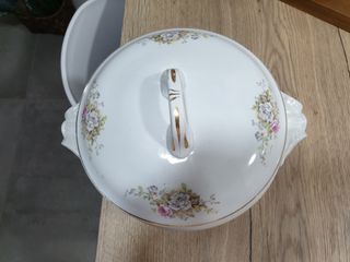 SOPERA, BANDEJA Y FRUTERO DE PORCELANA