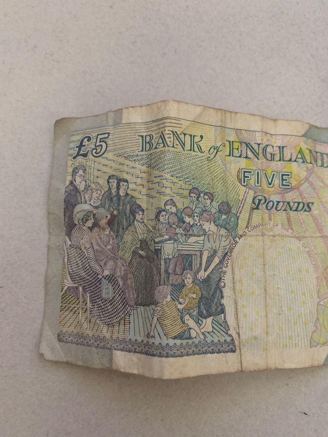 Billete de 5 libras