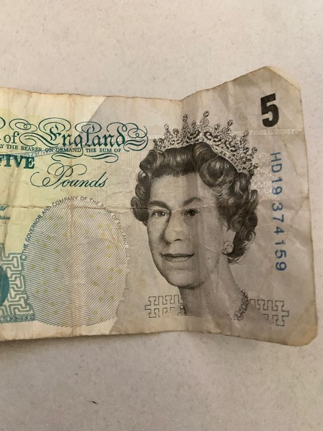 Billete de 5 libras