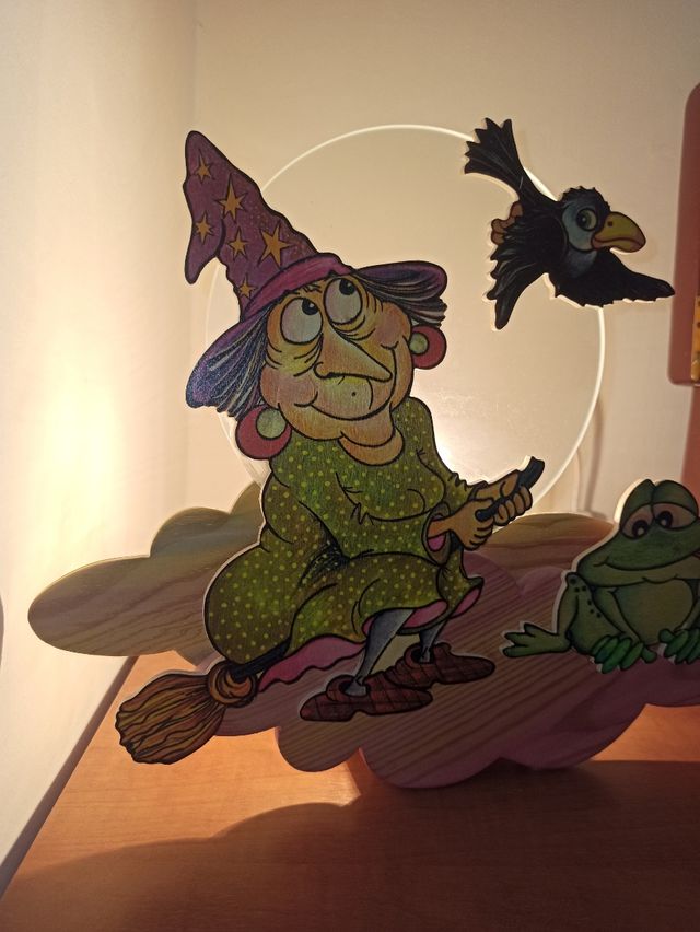 Lamparita de mesa o aplique