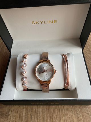 Reloj y pulseras rígidas