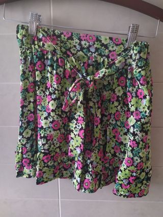 Falda estampada de flores