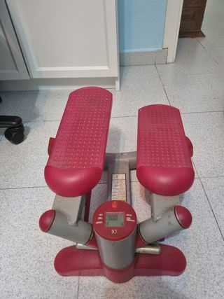 Stepper. andador, ejercicio para piernas