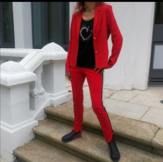 Traje Oui