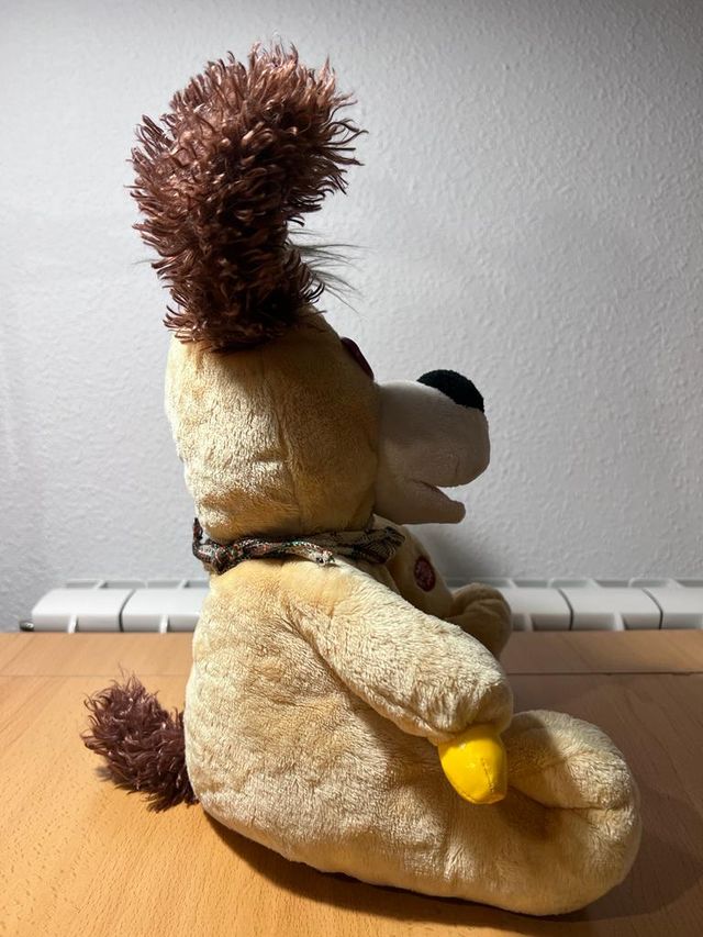 PERRO MUSICAL. CANCION PASAME LA BOTELLA