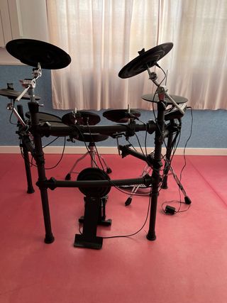 bateria electrónica Millenium