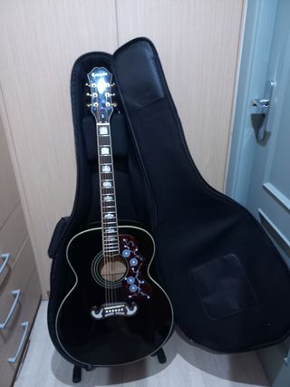 GUITARRA ACÚSTICA EPIPHONE EJ-200