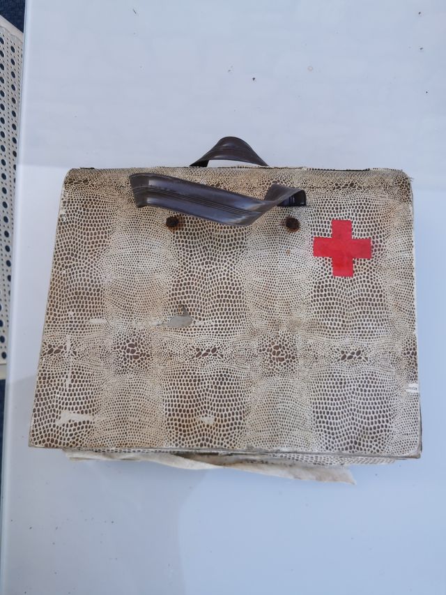 maletín médico de juguete vintage años 60