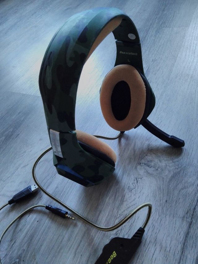 auriculares gaming camuflaje