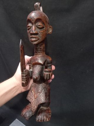 Estatua africana Lulua Congo