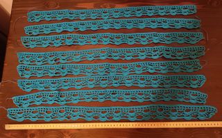 Merletti lavorati all' uncinetto