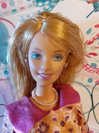 MUÑECA BARBIE 